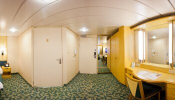 1688994616.3127_c492_Royal Caribbean International Liberty of the seas Accommodation RCI_LB-AccOceanview_Pano_AY_.jpeg